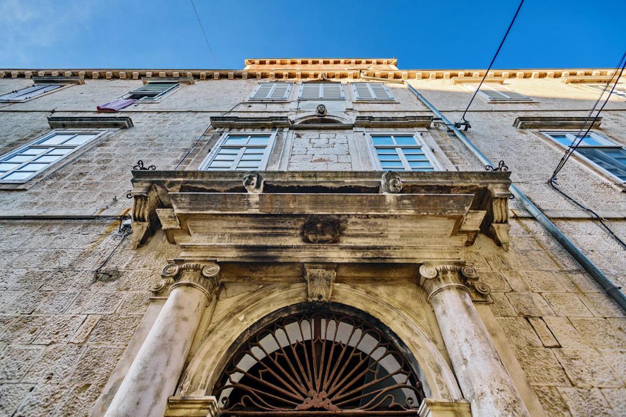 Lupino'S Gallery Apartment - Old Town Zadar Exterior photo